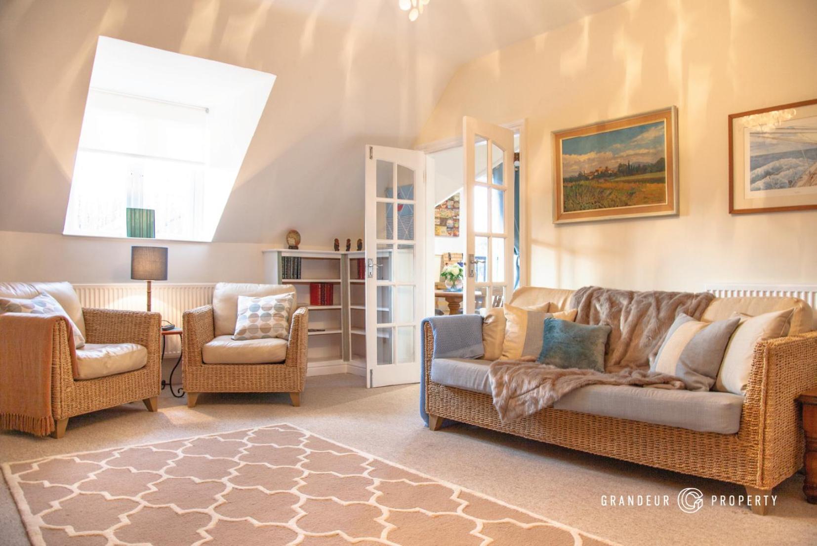 Sky View Suite By Grandeur Property بورنماوث المظهر الخارجي الصورة